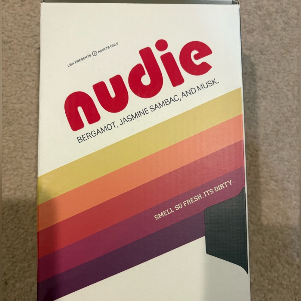 NWT Laurel Bathhouse Nudie Bodywash